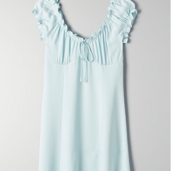 Aritzia Dresses & Skirts - Aritzia Wilfred Savita Dress